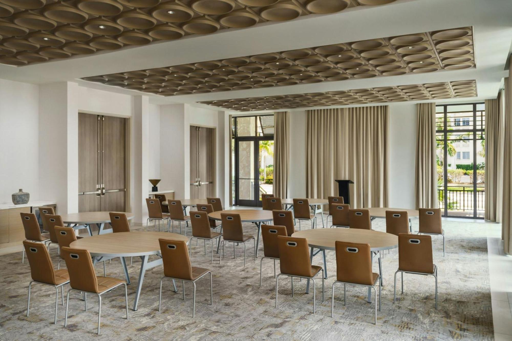 Ac Hotel By Marriott Naples 5Th Avenue Dış mekan fotoğraf