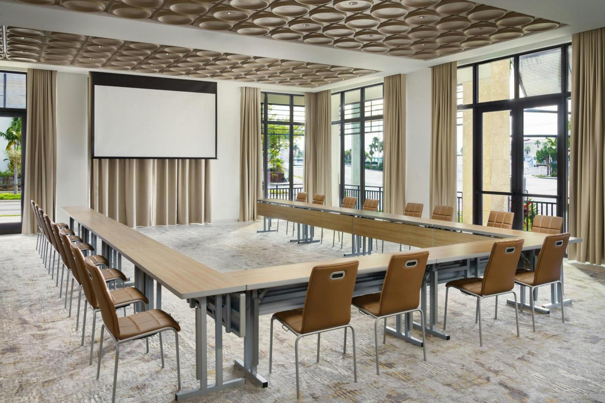 Ac Hotel By Marriott Naples 5Th Avenue Dış mekan fotoğraf